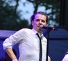 "Le soleil des absents" a été composé pour faire le deuil d'un de ses amis. 

Les chanteurs Adèle Castillon, Passi et Benabar se produisent pour célébrer Bastille Day avec le Consulat français de New York à Central Park, NY le 13 juillet 2023. Photo par Charles Guerin/ABACAPRESS.COM