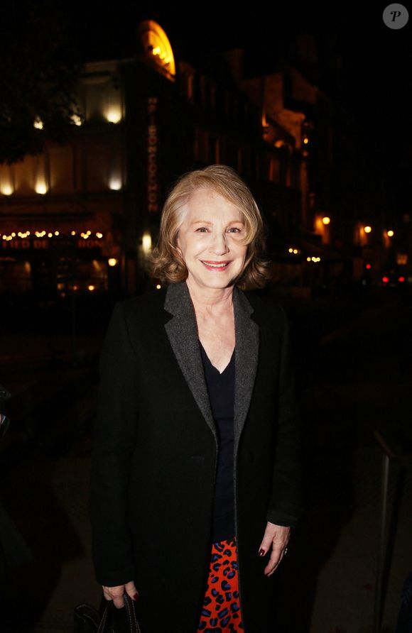 Exclusif - Nathalie Baye arrive à l'avant-première du film "Haute couture" au cinéma UGC Cité Ciné Les Halles à Paris le 2 novembre 2021. Panorami/Bestimage