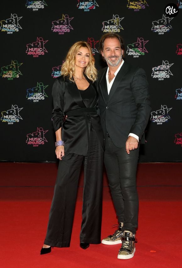 Visiblement très ému, le réalisateur a posté sur sa story Instagram une photo du garçonnet aux longs cheveux bouclés, au volant d’une voiture.

Ingrid Chauvin et Thierry Peythieu - 21ème édition des NRJ Music Awards au Palais des festivals à Cannes le 9 novembre 2019. © Dominique Jacovides/Bestimage