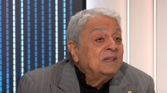 Enrico Macias dans l'émission "Rembob'INA" sur LCP, le 16 février 2025.