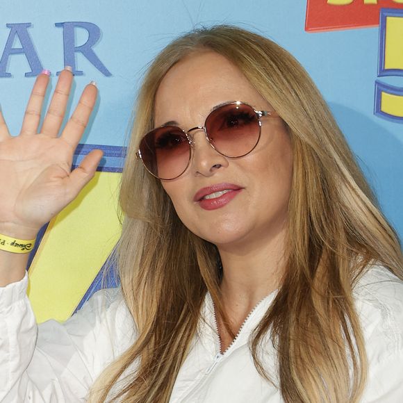 Elle a subi pas moins de 20 opérations.

Héléne Segara - Première de "Toy Story 5" au Cirque d'Hiver à Paris le 14 juin 2026. © Coadic Guirec/Bestimage