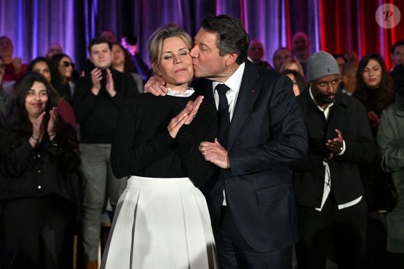 Christian Estrosi, le maire de Nice, accompagné de sa femme la journaliste et chroniqueuse de télé, Laura Tenoudji, a participé à la réunion de rentrée des Amis du Maire organisé dans la salle de spectacle du Palais de la Méditerranée à Nice, le 20 janvier 2023.© Bruno Bebert/Bestimage