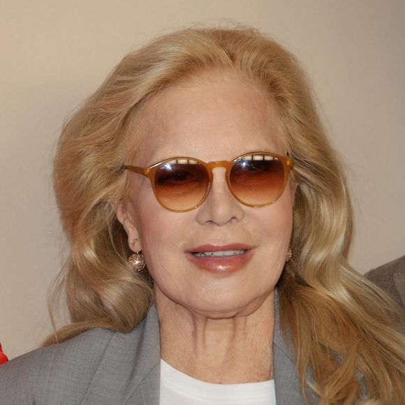 Sylvie Vartan - Avant-première du film "Ma Mère, Dieu et Sylvie Vartan" au cinéma Pathé Palace à Paris le 17 mars 2025. © Coadic Guirec/Bestimage