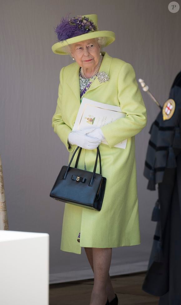 La reine Elisabeth II d’Angleterre - Les invités arrivent à la chapelle St. George pour le mariage du prince Harry et de Meghan Markle au château de Windsor, Royaume Uni