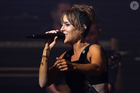 Dès qu'elle le peut, Zaz n'hésite pas à donner de l'argent à des associations.

Zaz en concert lors du festival Universal Music de Madrid, le 24 juillet 2022. © Alterphotos / Panoramic / Bestimage