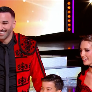 Adil Rami et ses jumeaux dans "Danse avec les stars", capture d'écran TF1