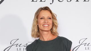 "Une allergie aux fils" : pour Alexandra Lamy, cette intervention pourtant très commune ne s'est pas déroulée comme prévu