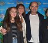 Le couple partage sa vie avec deux enfants, Loan et Nina, et privilégie le calme et la sérénité à l’agitation urbaine.

Bernard Campan, sa femme Anne Campan et leurs filles Nina Campan et Loan Campan - Première de la comédie musicale "Oliver Twist la Musicale" à la salle Gaveau à Paris, France, le 26 septembre 2016. © Giancarlo Gorassini/Bestimage