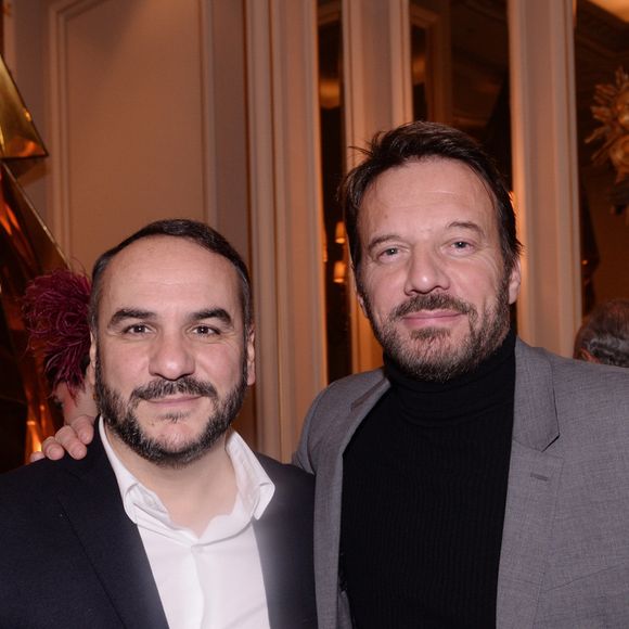 Avec Samuel Le Bihan, leur amitié s’est renforcée à travers des épreuves professionnelles et humaines intenses.
Exclusif - François-Xavier Demaison et Samuel Le Bihan - 20ème anniversaire de l'hôtel Four Seasons Hotel George V à Paris, le 7 décembre 2019.  © Rachid Bellak/Bestimage