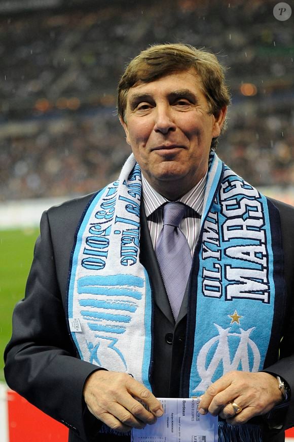 L'animateur n'a jamais fait mystère de ses origines marseillaises.

Jean-Pierre Foucault lors du match de football de la finale de la Coupe de la Ligue, Girondins de Bordeaux vs Olympique de Marseille au Stade de France à Saint-Denis près de Paris, France, le 27 mars 2010. Marseille a gagné 3-1. Photo par Thierry Plessis/ABACAPRESS.COM