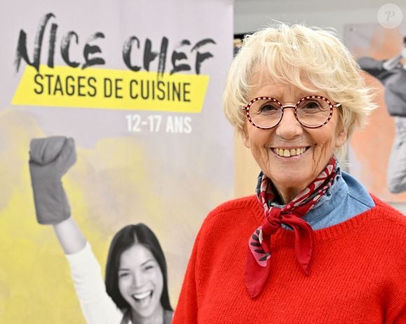 Exclusif - Mercotte, la jurée de l'émission "Le Meilleur Pâtissier" sur M6, est venue à Nice, le 26 avril 2024, pour rencontrer les adolescents du stage culinaire « Nice Chef » et superviser leurs réalisations, des biscuits de Savoie façon Mercotte. © Bruno Bebert / Bestimage