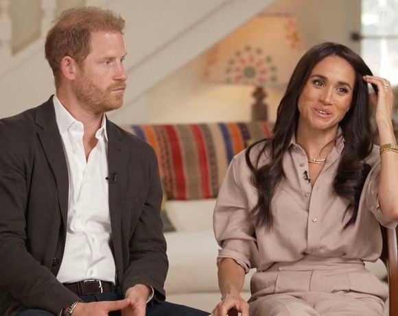 Le prince Harry, duc de Sussex et Meghan Markle, duchesse de Sussex, lors d'une interview pour l'émission CBS News Sunday Morning, diffusée le 4 août 2024. Lors de ce programme, le couple princier a évoqué leurs enfants, Archie Harrison, 5 ans et Lilibet Diana, 3 ans et leur volonté de les protéger des dangers du web.