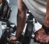 L'entraînement combiné peut favoriser une diminution plus importante de la masse grasse.

Photo prise par Anastase Maragos / Unsplash