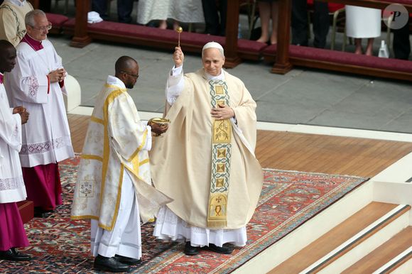 Pape Léon XIV lors de la messe d'inauguration du pape Léon XIV sur la place Saint-Pierre le 18 mai 2025 au Vatican. Le pape Léon XIV (anciennement cardinal Robert Francis Prevost) a présidé sa messe d'inauguration sur la place Saint-Pierre après son élection le 8 mai. Photo by Marco Iacobucci/IPA/ABACAPRESS.COM