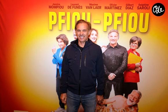 Elle est ainsi la demi-sœur de Paul Belmondo, mais aussi de Patricia et Florence, tous trois nés de l’union entre l’acteur et Élodie Constantin.

Paul Belmondo lors de la générale presse de la pièce "Pfiou Pfiou" à la scène Parisienne à Paris le 5 mars 2026.

© Cédric Perrin/Bestimage