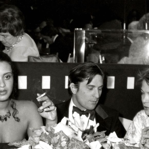 Robert de Niro et son épouse Diahnne Abbott avec Louise Fletcher. © Globe Photos via
Zuma/ABACAPRESS.COM