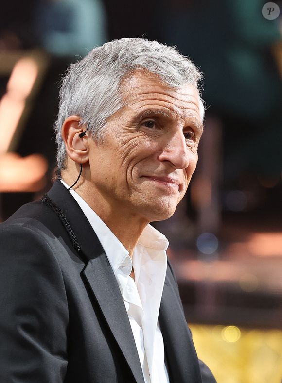 Nagui - Les personnalités se mobilisent lors de la 37e édition du Téléthon sur le plateau de France 2, avec pour parrain Vianney. Le 9 décembre 2023. © Coadic Guirec / Bestimage