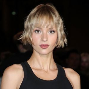 Angèle a brisé le silence ce lundi, concernant ses démêlés avec le fisc français.
Angèle - Célébrités au Défilé Chanel, Collections Prêt-à-porter Printemps / Eté, dans le cadre de la Fashion Week de Paris. Au Grand Palais à Paris, France.
© Bertrand Rindoff / Bestimage