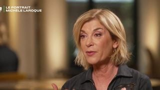 "Je ne juge pas" : Michèle Laroque révèle pourquoi elle refuse de faire de la chirurgie esthétique