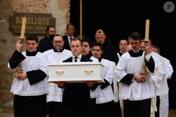 Obsèques du petit Emile à la basilique Sainte-Marie-Madeleine de Saint-Maximin-la-Sainte-Baume dans le Var le 8 février 2025. © Franz Chavaroche / Bestimage