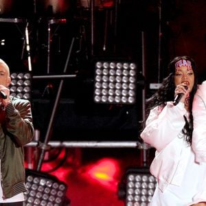 Eminem (L) et Rihanna se produisent sur scène lors des MTV Movie Awards 2014 au Nokia Theatre L.A. Live le 13 avril 2014 à Los Angeles, CA, USA. Photo by Frank Micelotta/PictureGroup/ABACAPRESS.COM
