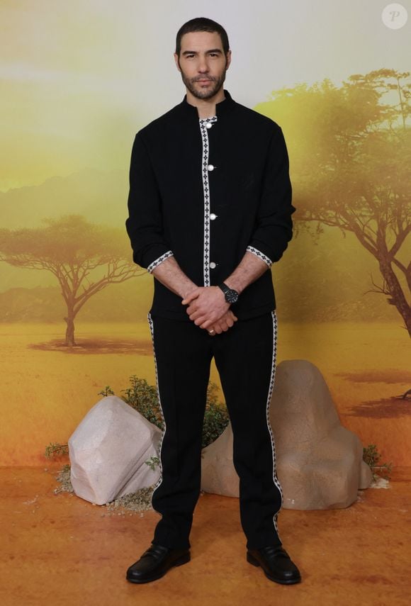 Tahar Rahim - Première du film Disney "Mufasa, Le Roi lion" au cinéma Pathé Palace à Paris le 12 décembre 2024. © Coadic Guirec/Bestimage