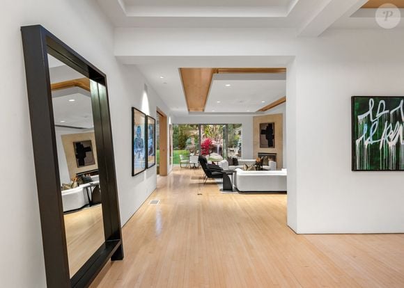 Exclusif - La nouvelle villa de Kanye West à Beverly Hills. Kanye a finalisé l'achat hors marché pour 35 millions de dollars. La propriété de style méditerranéen comprend environ 1900 m2 d'espace habitable, des jardins privés et des vues panoramiques sur la ville. Los Angeles, le 15 décembre 2024.