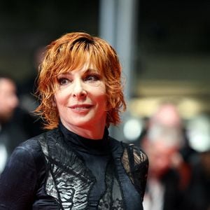 Les préventes pour ces séances ouvriront dès ce mardi 1er septembre, tandis que celles des projections classiques débuteront le 3 septembre.

Mylène Farmer - Montée des marches du film "Dalloway" lors du 78ème Festival International du Film de Cannes, au Palais des Festivals à Cannes, le 15 mai 2025.
© Jacovides-Moreau / Bestimage