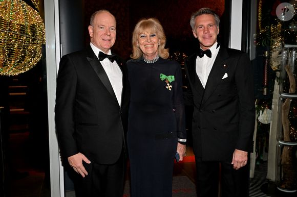 Le prince Albert II de Monaco, Giuliana Castano Bizzio et le prince Emmanuel-Philibert de Savoie (Grand maître de l'Ordre des Saints-Maurice-et-Lazare) au dîner de Gala de l'Association Monégasque de l'Ordre de Saint Maurice et Saint Lazare au Yacht Club de Monaco, le 26 novembre 2025.

© Bruno Bebert / Bestimage