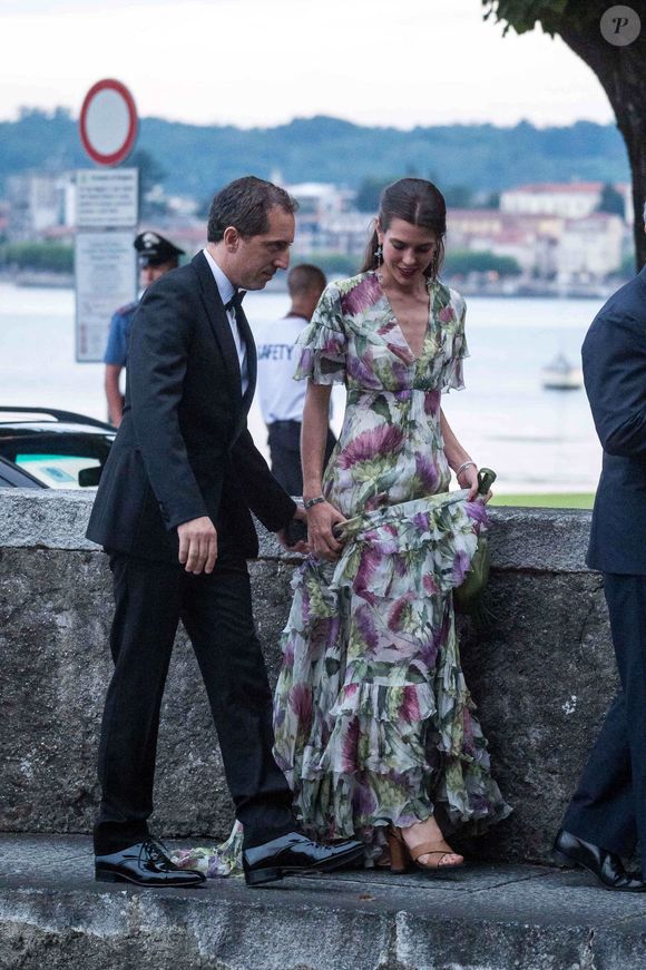 Charlotte Casiraghi et son compagnon Gad Elmaleh - Arrivées pour la soirée de mariage de Pierre Casiraghi et Beatrice Borromeo au château Rocca Angera (château appartenant à la famille Borromeo) à Angera sur les Iles Borromées, sur le Lac Majeur, le 1er août 2015. @SGP / BESTIMAGE
