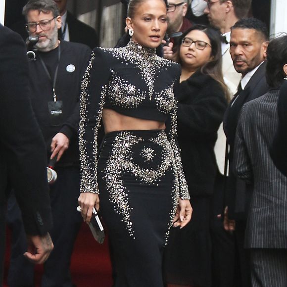 Jennifer Lopez à la Première d'Othello à Broadway à New York le 23 mars 2025.