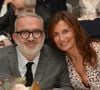 Après onze années passées à s'imposer dans l'univers de la maroquinerie chic, l'épouse de Dominique Farrugia a annoncé un tournant radical. 

Exclusif - Dominique Farrugia et sa femme Isabelle - Gala annuel du "Casip-Cojasor" à l'Hôtel Salomon de Rothschild à Paris.
© Erez Lichtfeld/Bestimage
