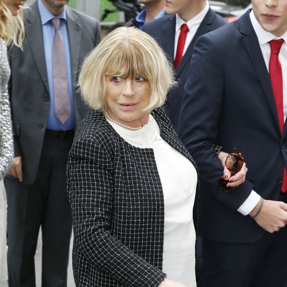 Outre sa relation amoureuse très médiatisé avec Mick Jagger, elle a vu sa popularité être renforcée grâce à ses rôles au cinéma, que ce soit dans Qu'arrivera t-il après (1967), La motocyclette (1968) ou encore Hamlet (1969).

Info - La chanteuse britannique Marianne Faithfull est décédée à l’âge de 78 ans - No Web  - Marianne Faithfull - Arrivées au défilé de mode Haute-Couture automne-hiver 2016/2017 "Chanel" à Paris. Le 5 juillet 2016.