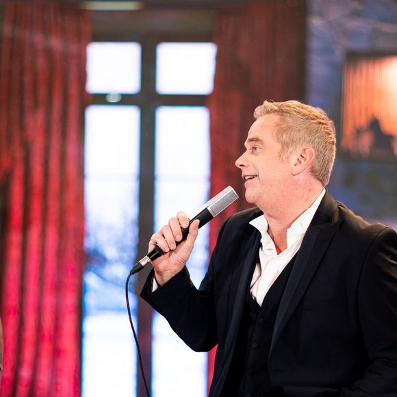 Garou - Jour 2 - Enregistrement de l'émission "La Fine Equipe : Le retour !" à Paris, diffusée le 14 janvier sur France 2. Le 4 novembre 2022
© Cyril Moreau-Tiziano Da Silva / Bestimage