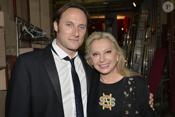 Véronique Sanson et son fils Christopher Stills - Cérémonie de remise des Grands Prix Sacem 2015 aux Folies Bergères à Paris le 30 novembre 2015. © Veeren / Bestimage