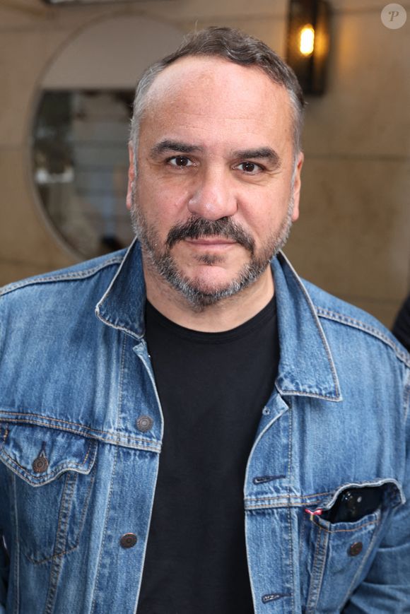 Francois-Xavier Demaison participe à la soirée d'ouverture du restaurant " Ischia " à Paris, France, le 03 juin 2025. Photo par Jerome Dominé/ABACAPRESS.COM