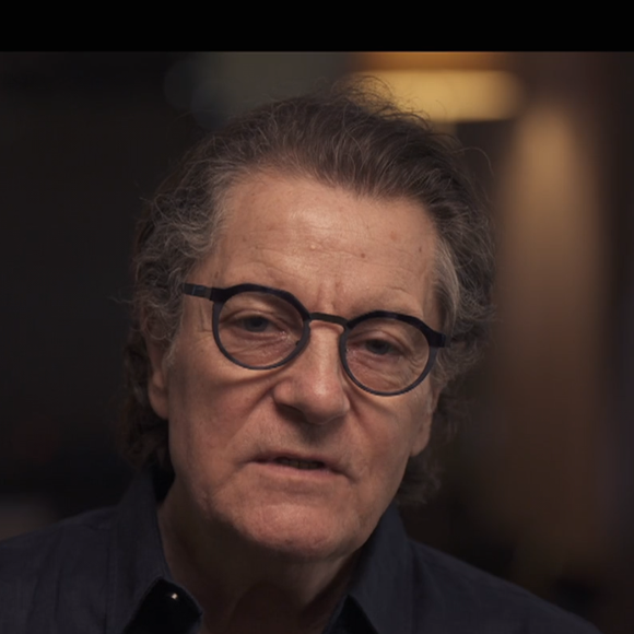 Francis Cabrel dans le documentaire "Renaud, Générations Bandana", diffusé samedi 9 mai 2026 dans "20h30, le samedi" sur France 2.