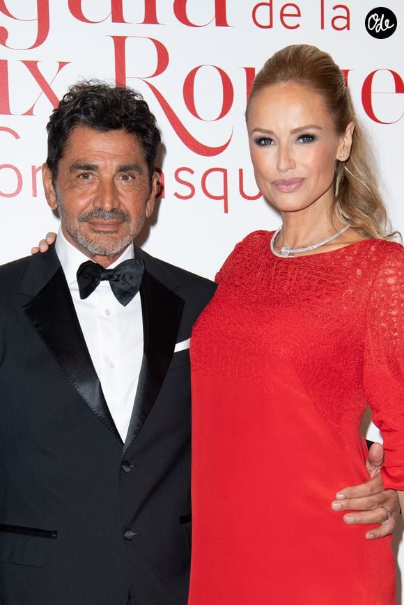 Dans un communiqué, elle affirme que cette décision « me rend justice » et reconnaît son rôle auprès de sa fille.

Adriana Karembeu enceinte et son mari André Ohanian - No Tabloids - 70ème édition du gala de la Croix Rouge monegasque à Monaco le 27 juillet 2018. © Pierre Villard/Le Palais Princier/Monte-Carlo-SBM via Bestimage