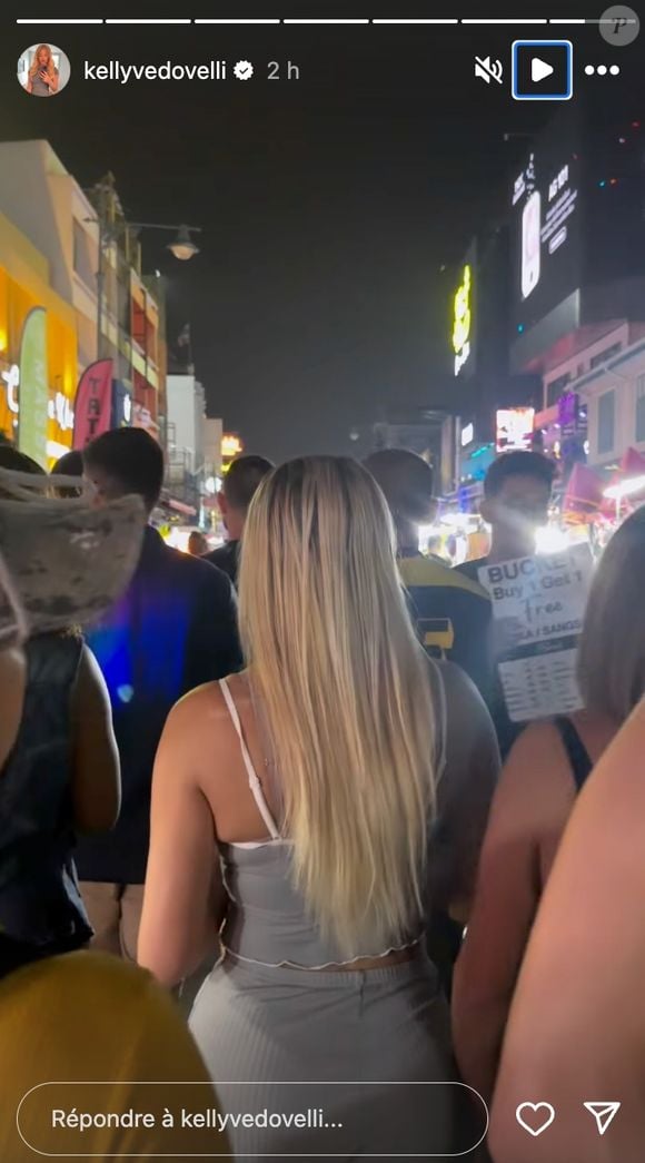 Kelly Vedovelli immortalisée depuis la Thaïlande (Capture d'écran Instagram - 2025).