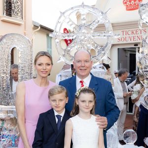 Le Prince Jacques de Monaco, la Princesse Charlène de Monaco, la Princesse Gabriella de Monaco et le Prince Albert II de Monaco assistent à la célébration des 20 ans de règne du Prince Albert II de Monaco le 19 juillet 2025 à Monaco, Monaco. Photo by Olivier Huitel/ABACAPRESS.COM