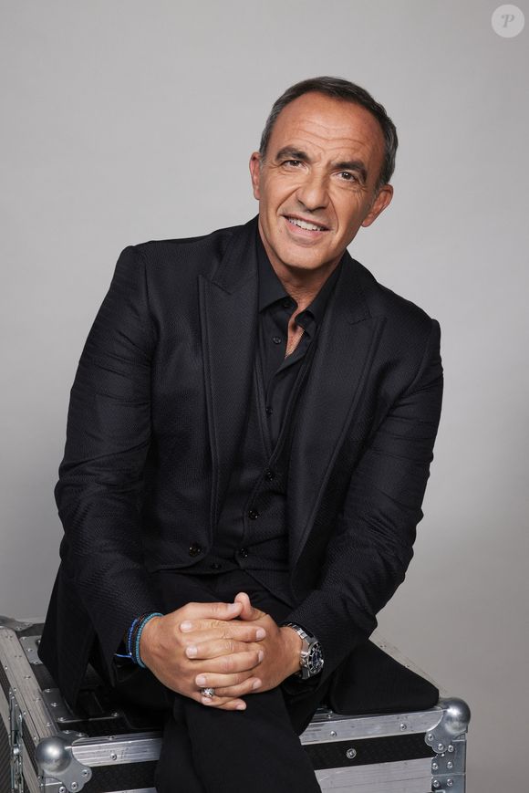 Exclusif - Nikos Aliagas - Studio avec les invités de l'enregistrement de l'émission "La chanson secrète N°14", présentée par N.Aliagas et diffusée le 26 décembre sur TF1, à Paris, France, le 9 décembre 2025. © Jacovides-Moreau/Bestimage