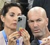 Pour accompagner ce message : quelques photos de son couple, au restaurant. 

Zinédine Zidane et sa femme Véronique - Les célébrités assistent aux épreuves de Gymnastique artistique féminine, finale du concours général lors des Jeux Olympiques de Paris 2024 (JO) au Palais omnisports Bercy Arena, à Paris, France, le 1er août 20241. © Jacovides-Perusseau/Bestimage
