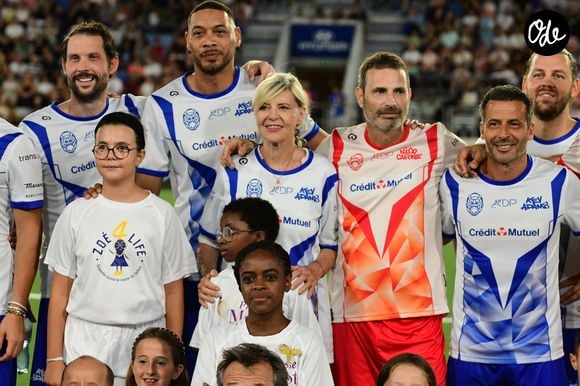 Chantal Ladesou, Richard Orlinski - Les célébrités participent au match caritatif "Charity All Stars" au profit des associations "Zoé4life" et "Princesse Margot" au stade de la Tuilière à Lausanne (Suisse), le 5 septembre 2026. © Romain Doucelin / Bestimage