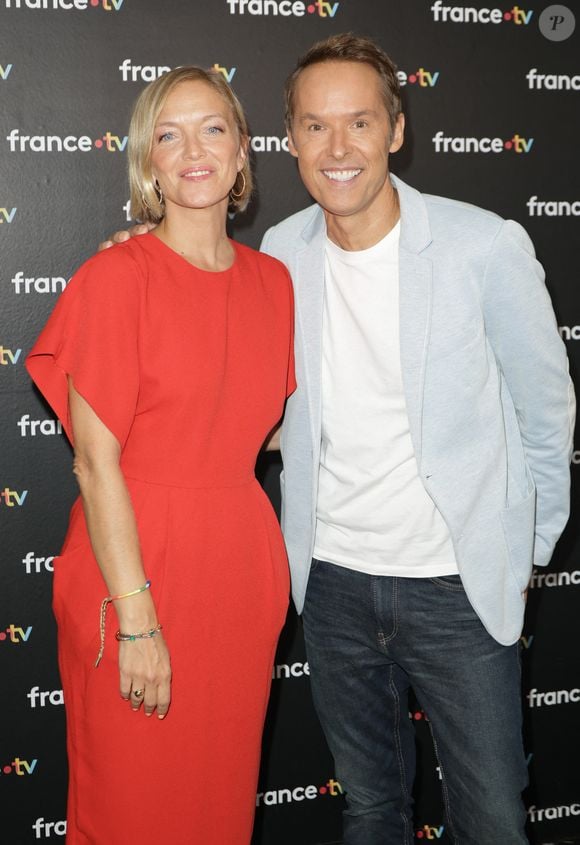 Maya Lauqué et Damien Thévenot au photocall de la conférence de presse de rentrée de France Télévisions à Paris, France, le 4 septembre 2024. © Coadic Guirec/Bestimage