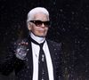 Le créateur, affaibli, s’est laissé aller à se nourrir presque exclusivement de foie gras et de menus McDonald’s.

Le styliste Karl Lagerfeld au défilé de mode "Fendi", collection Haute-Couture automne-hiver 2017/2018.

Fashion PPS / Bestimage