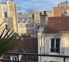 "Un petit écrin de calme" comme il le définit dans sa story Instagram

Ismaël Khelifa, animateur d'"Echappées belles" s'offre une parenthèse de calme en plein Paris, à deux pas de la Tour Eiffel