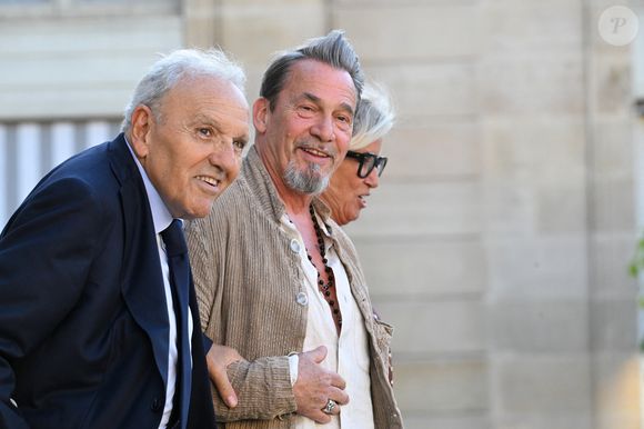 Florent Pagny, guest - Personnalités à la sortie de la cérémonie de remise de légion d'honneur de Jean-Paul Bigard, Pdg de l'entreprise éponyme, au palais de l'Elysée à Paris le 27 mai 2026.

© Lionel Urman / Bestimage
