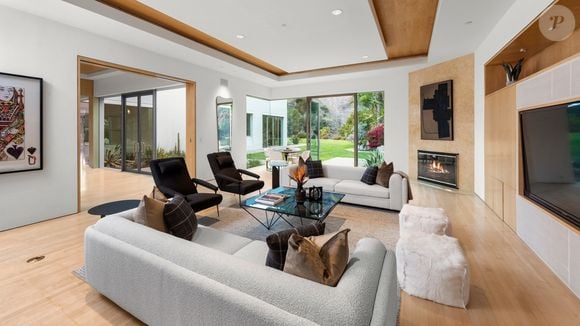 Exclusif - La nouvelle villa de Kanye West à Beverly Hills. Kanye a finalisé l'achat hors marché pour 35 millions de dollars. La propriété de style méditerranéen comprend environ 1900 m2 d'espace habitable, des jardins privés et des vues panoramiques sur la ville. Los Angeles, le 15 décembre 2024.