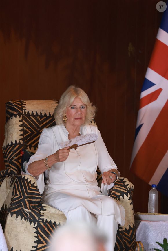 Le roi Charles III d'Angleterre et la reine consort Camilla Parker Bowles en visite dans un village sur les Iles Samoa, à l'occasion de leur visite en Australie. Le 24 octobre 2024
© Ian Vogler / MirrorPix / Bestimage