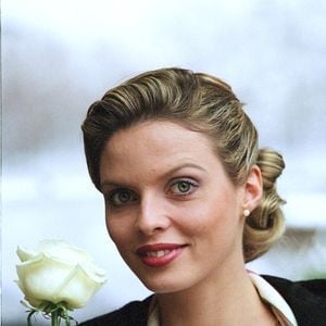 Sylvie Tellier à son retour à Lyon après son sacre de Miss France 2002, le 18 janvier 2002, en France. Photo : Daniel Giry / Bestimage.